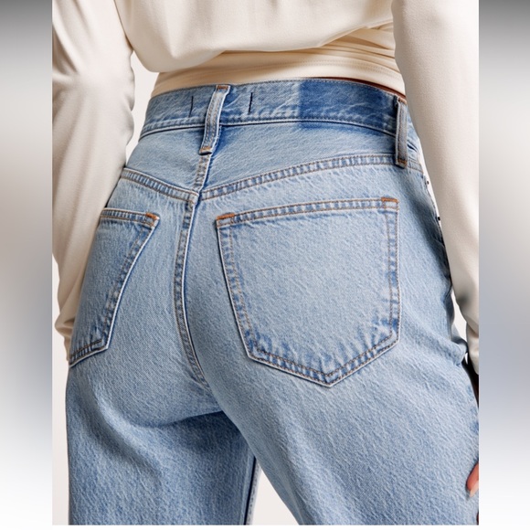 Abercrombie “The Loose” high rise Jean - Picture 6 of 8